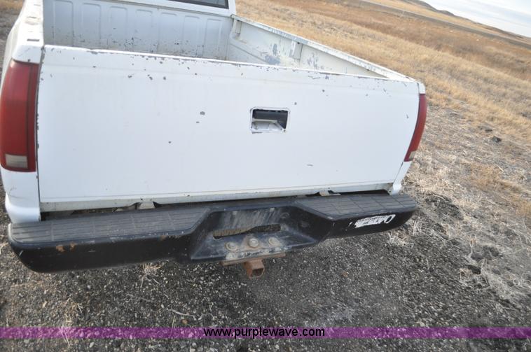 image for item F2223 1988 Chevrolet Cheyenne 1500 pickup truck