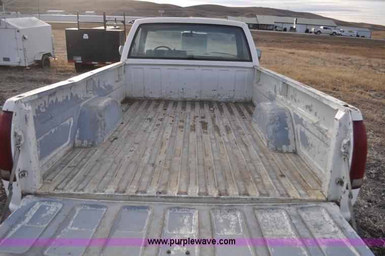 image for item F2223 1988 Chevrolet Cheyenne 1500 pickup truck