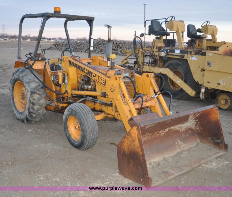 image for item F2234 Case Road Runner 380 tractor