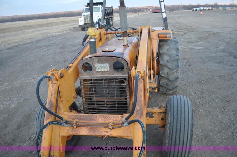 image for item F2234 Case Road Runner 380 tractor