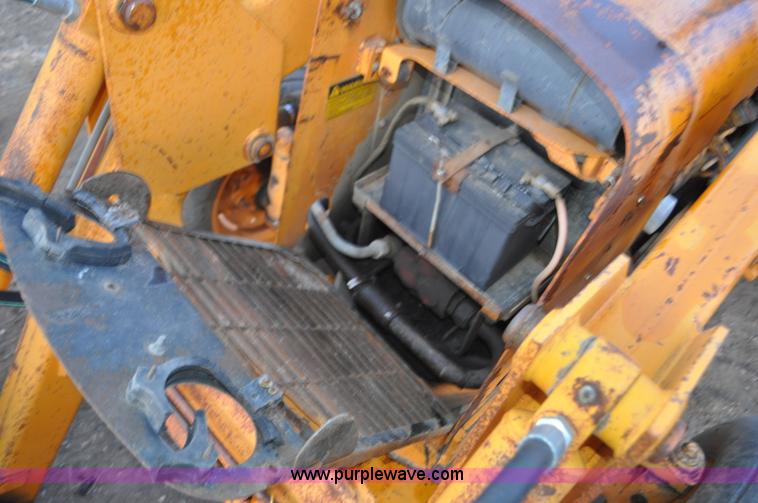 image for item F2234 Case Road Runner 380 tractor