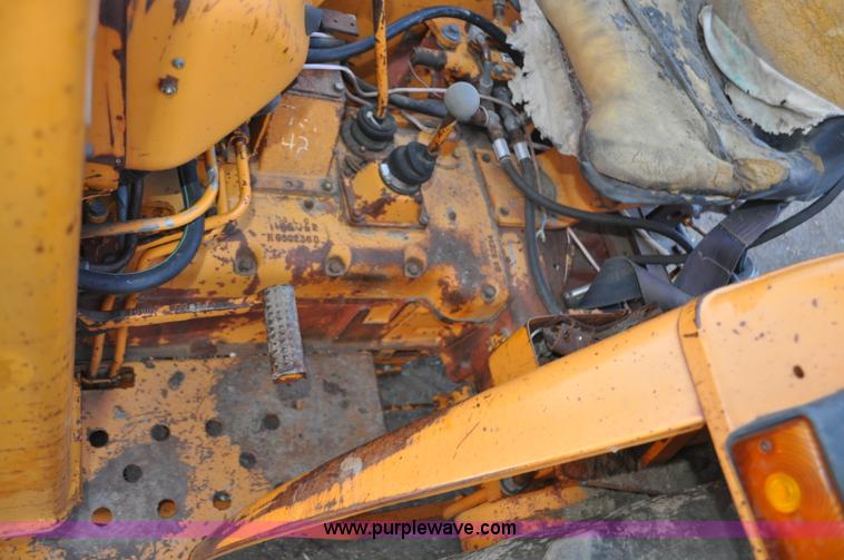 image for item F2234 Case Road Runner 380 tractor