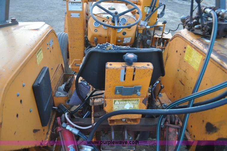 image for item F2234 Case Road Runner 380 tractor