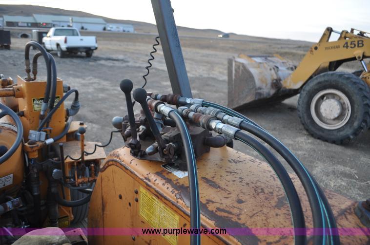 image for item F2234 Case Road Runner 380 tractor