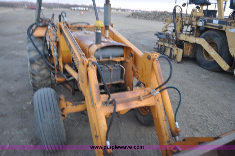 image for item F2234 Case Road Runner 380 tractor