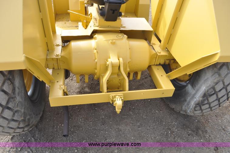 image for item F2235 Ford tow tractor