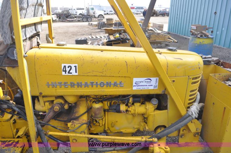 image for item F2244 International forklift