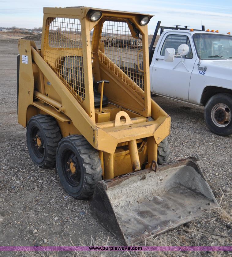 image for item F2245 Mustang skid steer