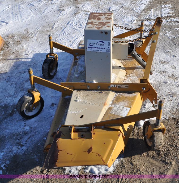 image for item F2256 1996 Woods RM372-1 rotary mower