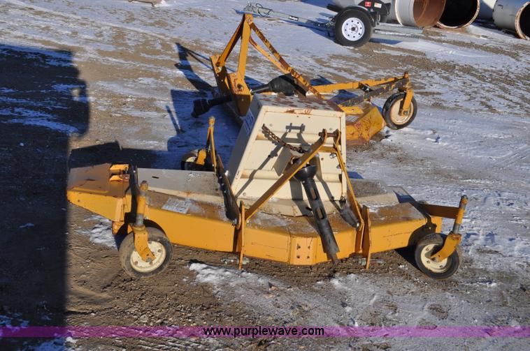 image for item F2256 1996 Woods RM372-1 rotary mower