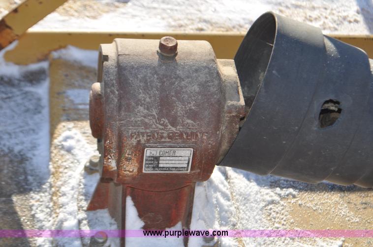 image for item F2257 1995 Woods T148