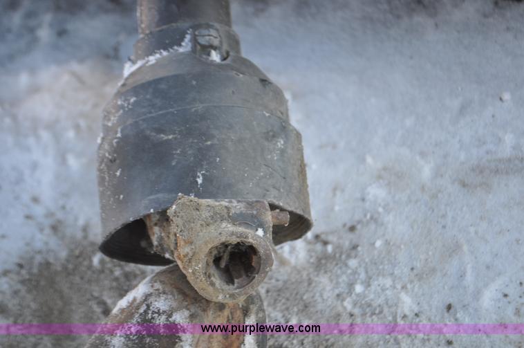 image for item F2257 1995 Woods T148