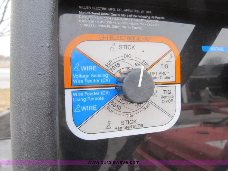 image for item F8980 Miller Trailblazer 302 welder