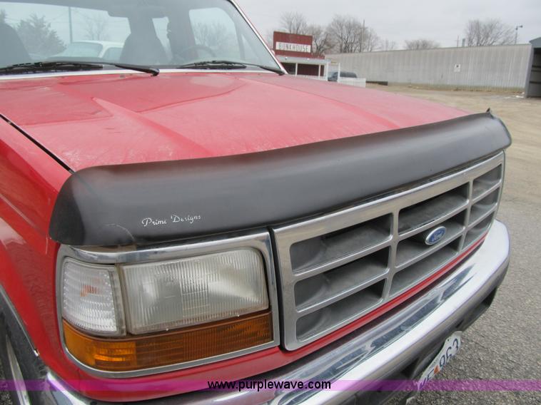 image for item F8981 1996 Ford F250 XLT SuperCab pickup truck