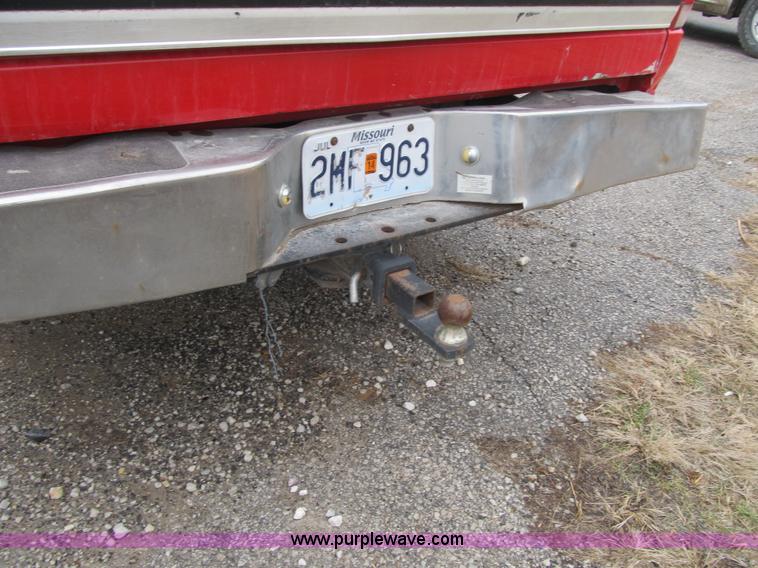 image for item F8981 1996 Ford F250 XLT SuperCab pickup truck