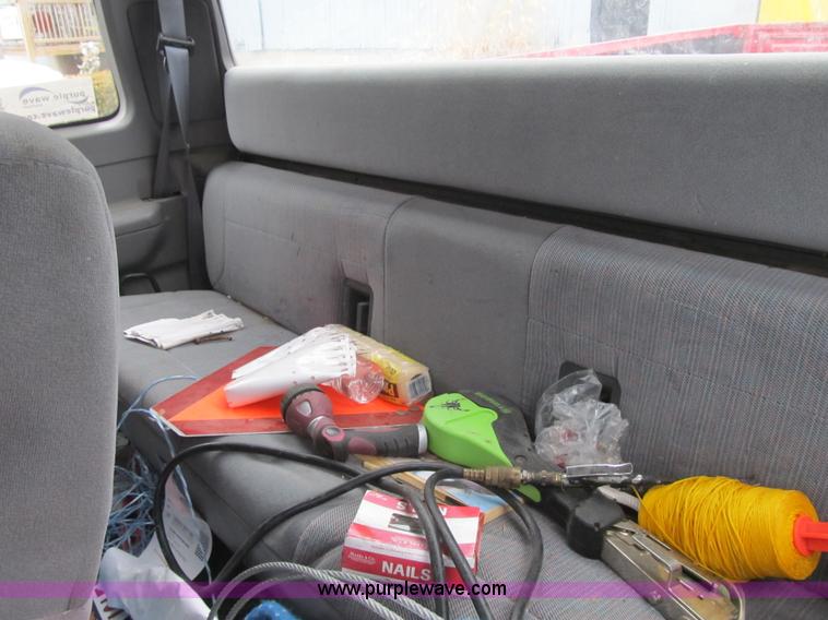 image for item F8981 1996 Ford F250 XLT SuperCab pickup truck