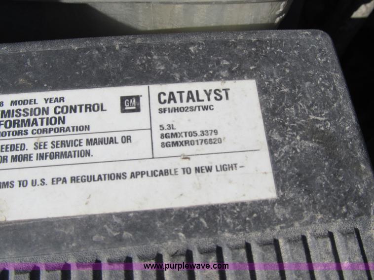 image for item F8983 2008 GMC Sierra 1500 Crew Cab pickup truck