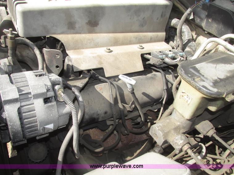 image for item G9765 1995 Chevrolet Cheyenne 2500 pickup truck