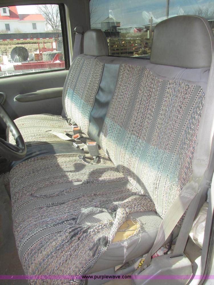 image for item G9765 1995 Chevrolet Cheyenne 2500 pickup truck