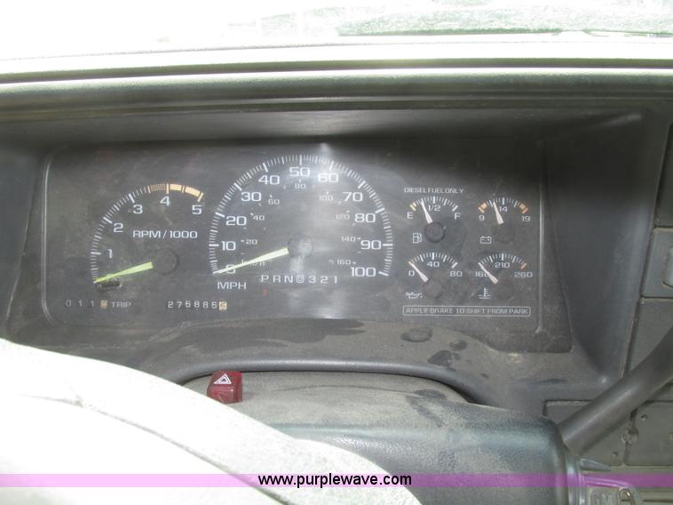 image for item G9765 1995 Chevrolet Cheyenne 2500 pickup truck