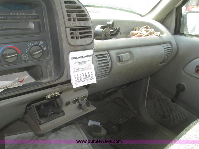 image for item G9765 1995 Chevrolet Cheyenne 2500 pickup truck