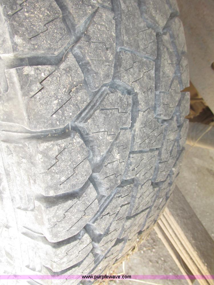 image for item G9765 1995 Chevrolet Cheyenne 2500 pickup truck