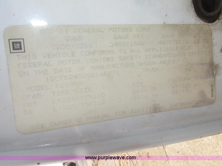 image for item G9765 1995 Chevrolet Cheyenne 2500 pickup truck