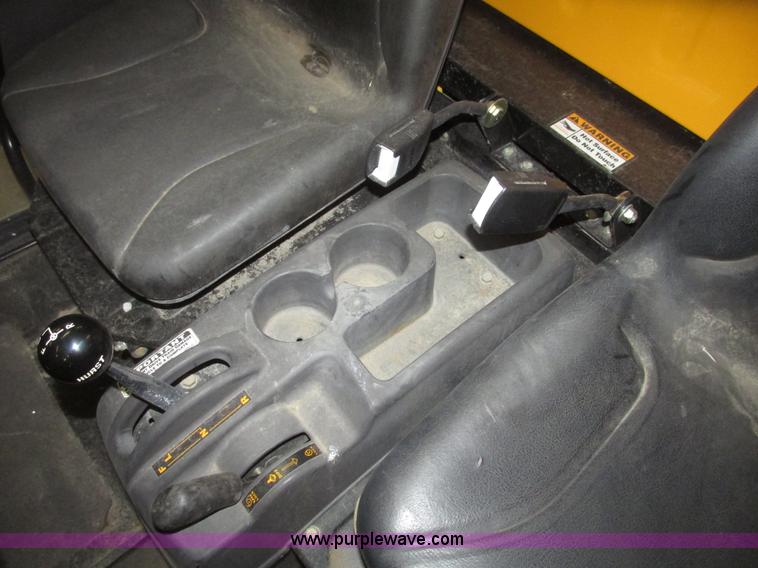 image for item G9766 2007 Cub Cadet 4X4 Trail UTV