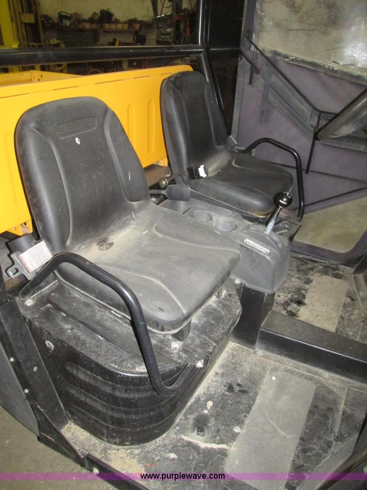 image for item G9766 2007 Cub Cadet 4X4 Trail UTV