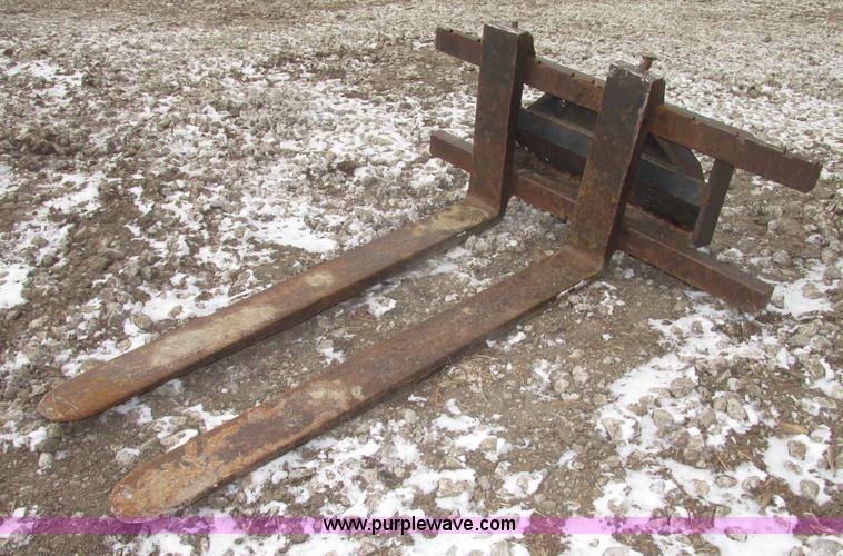 image for item G9767 Powertrack PT1430 landscape tractor