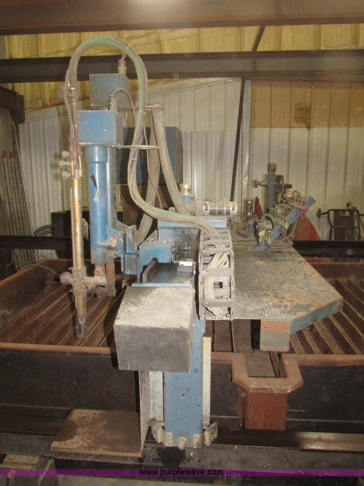 image for item G9773 1996 Koike Aronson EG1500 CNC plasma cutter table