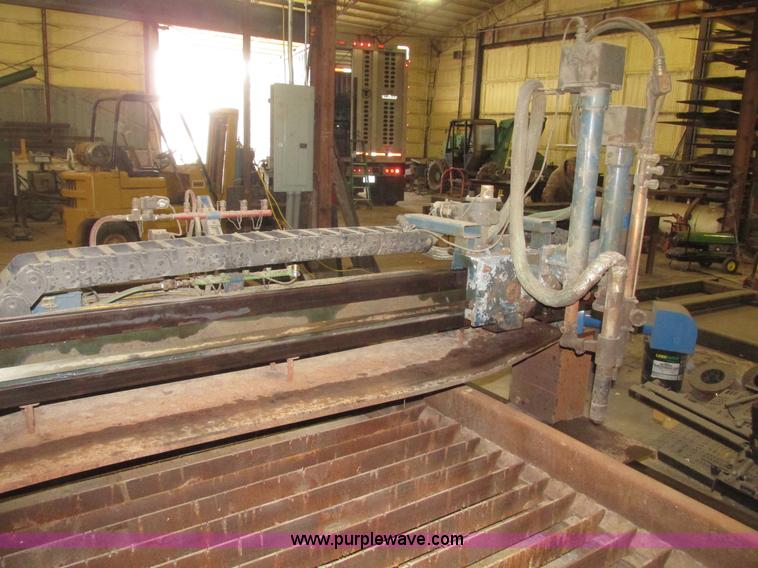 image for item G9773 1996 Koike Aronson EG1500 CNC plasma cutter table