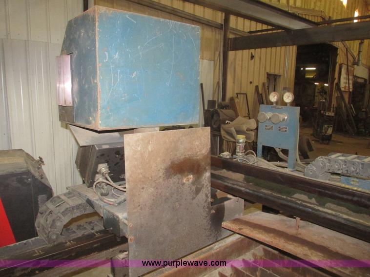 image for item G9773 1996 Koike Aronson EG1500 CNC plasma cutter table