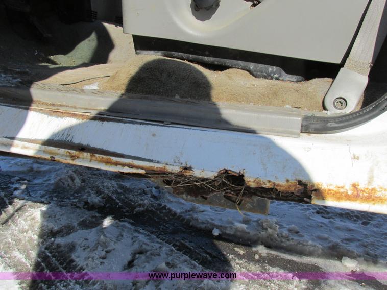 image for item H7571 1997 Ford F150 pickup truck