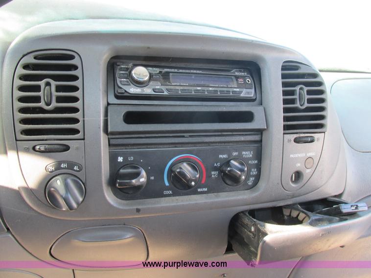 image for item H7571 1997 Ford F150 pickup truck