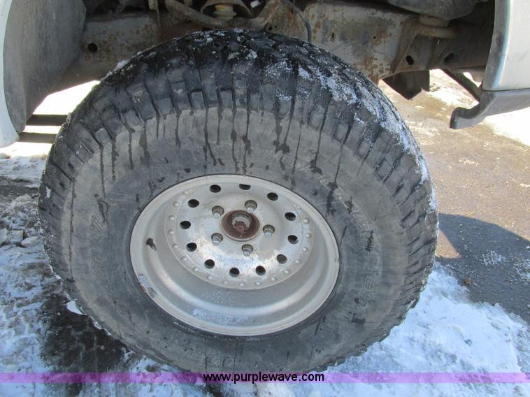 image for item H7571 1997 Ford F150 pickup truck