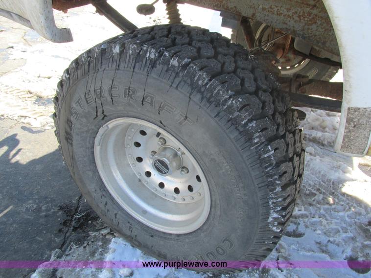 image for item H7571 1997 Ford F150 pickup truck