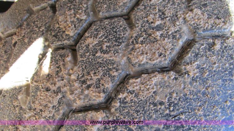 image for item I3089 1987 Ford LT8000 mixer truck