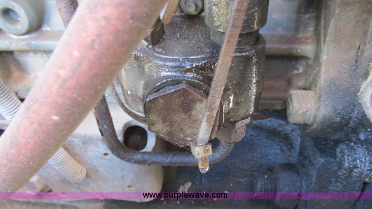 image for item I3089 1987 Ford LT8000 mixer truck