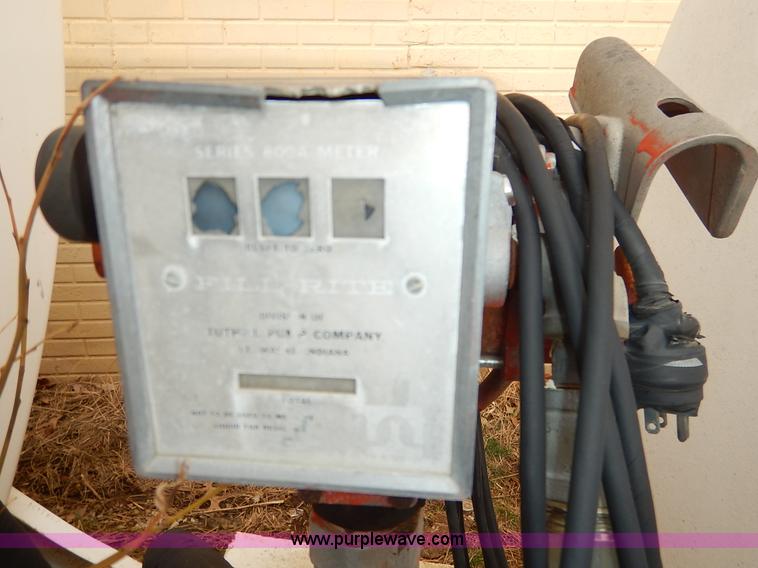 image for item I5043 10,000 gallon fuel tank