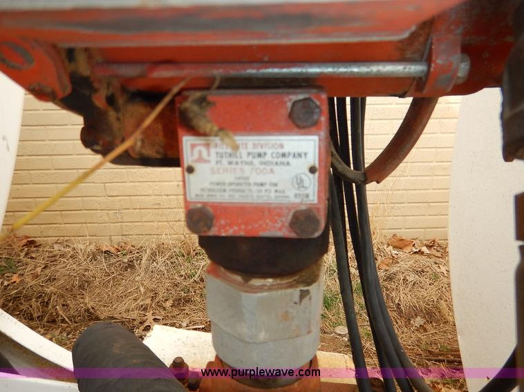 image for item I5043 10,000 gallon fuel tank