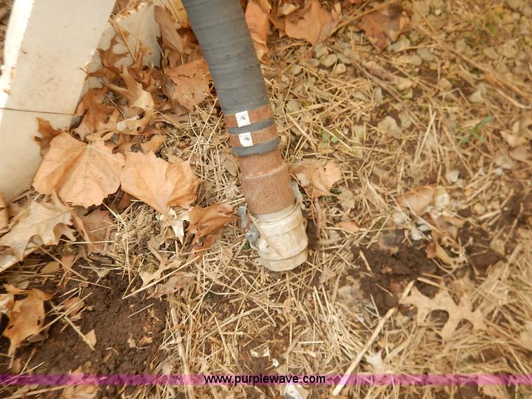 image for item I5043 10,000 gallon fuel tank