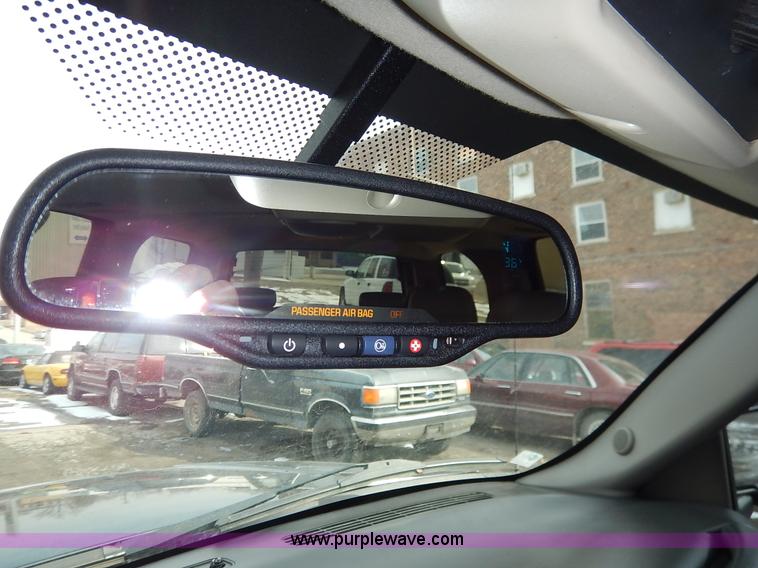 image for item I5053 2005 GMC Yukon 1500 XL SUV