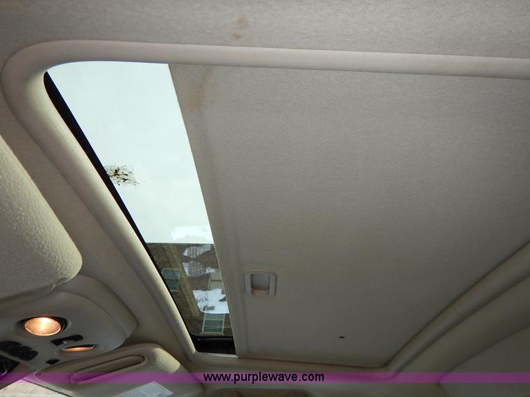 image for item I5053 2005 GMC Yukon 1500 XL SUV