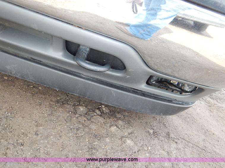 image for item I5053 2005 GMC Yukon 1500 XL SUV