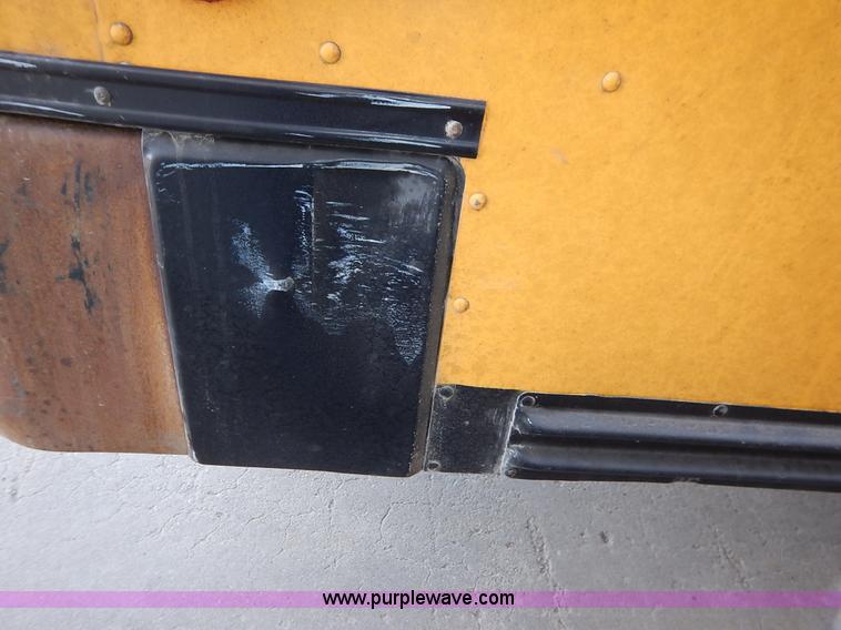 image for item I5068 2004 International 3800 Blue Bird school bus