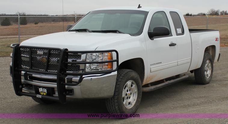 image for item J2286 2012 Chevrolet Silverado 1500 LT Z71 Ext. Cab pickup truck