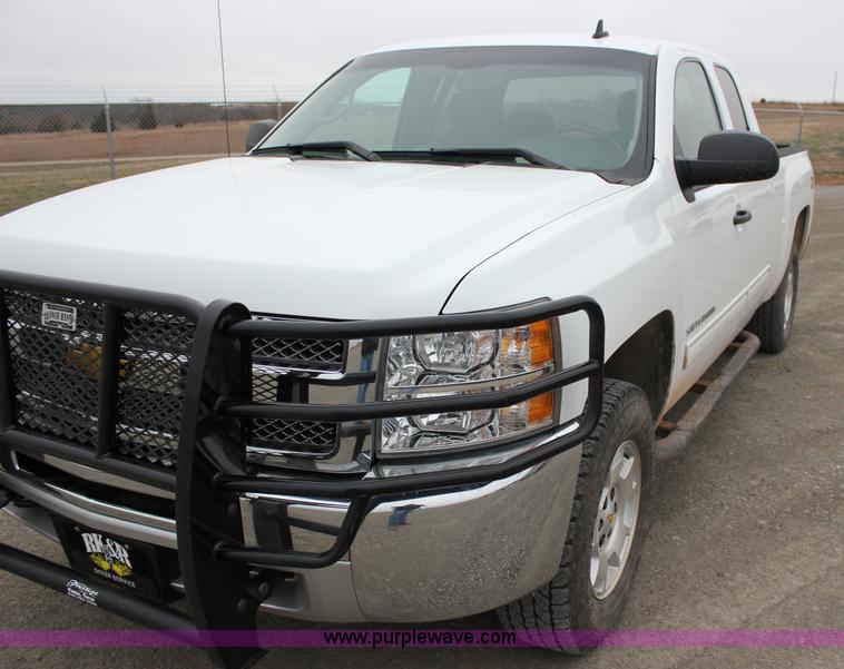 image for item J2286 2012 Chevrolet Silverado 1500 LT Z71 Ext. Cab pickup truck