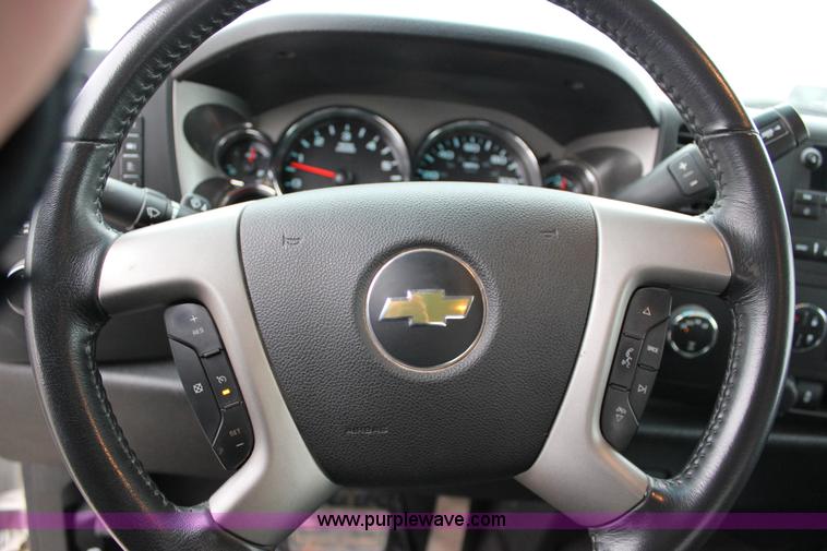 image for item J2286 2012 Chevrolet Silverado 1500 LT Z71 Ext. Cab pickup truck