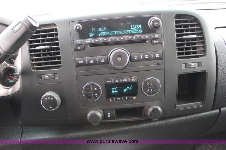 image for item J2286 2012 Chevrolet Silverado 1500 LT Z71 Ext. Cab pickup truck